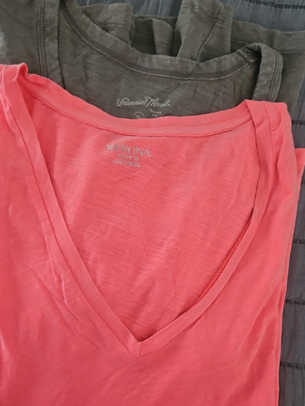 Universal Thread/ Merona Women's Short Sleeve Tee Bundle Coral and Olive
